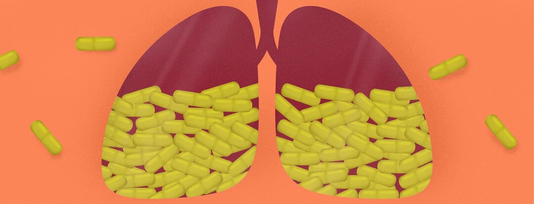 a set of lungs with pills in them